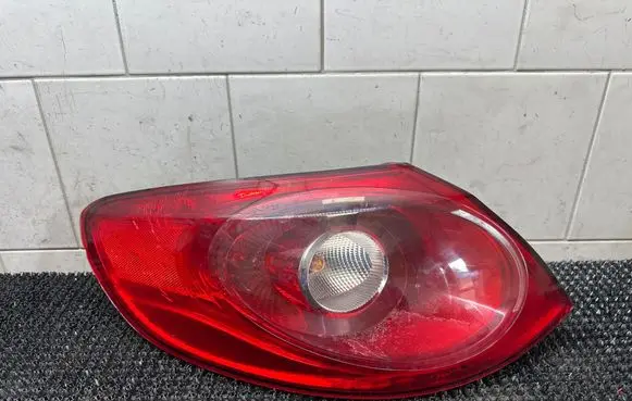 Volkswagen PASSAT CC Rear/tail lights