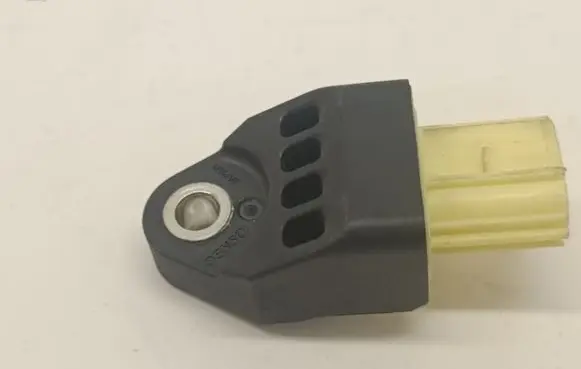 Toyota Auris E180 Airbag deployment crash/impact sensor 8983102140