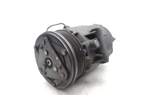 Opel Zafira B Air conditioning (A/C) compressor (pump) 13432837