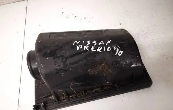 Nissan Prairie Air filter box 1650035r00