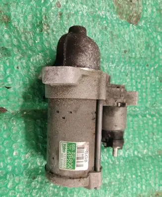 Hyundai Tucson TL Starter motor GSL2B800 36100 1215583