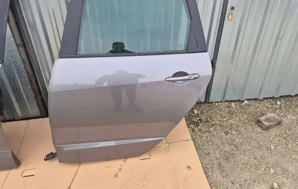 Renault Scenic III - Grand scenic III Rear door