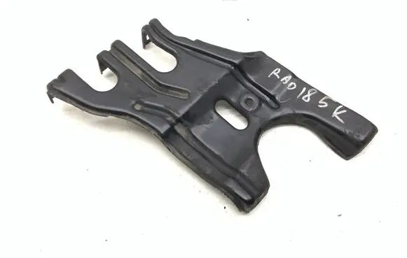 Mercedes-Benz C W203 Radiator support slam panel bracket 