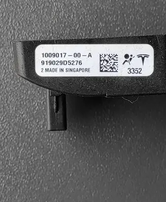 Tesla Model S Airbag deployment crash/impact sensor 100901700A 919029D5276
