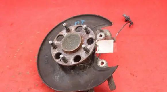 Honda Civic IX Front wheel hub spindle knuckle