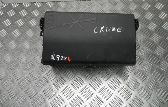 Chevrolet Cruze Fuse box set 96982022 K937