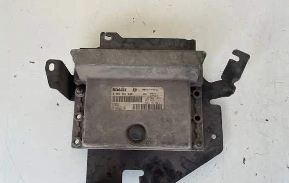Peugeot 806 Engine control unit/module 0281001442 9626373980
