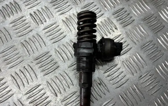 Ford Galaxy Fuel injector 0414720038