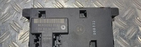 Mercedes-Benz C W203 Door control unit/module 2038200426