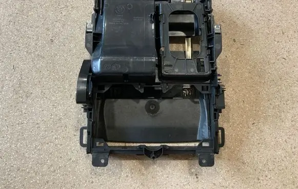 BMW X5 G05 Glove box central console 5A34FD9