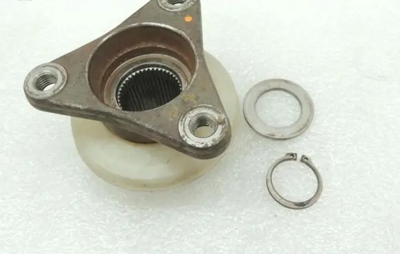 BMW X3 E83 Rear prop shaft donut coupling/joint 7537662 27107537662