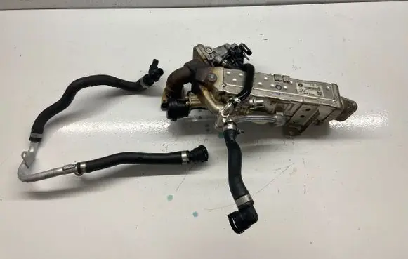 BMW X3 F25 EGR valve cooler 8477660