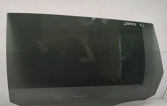 Mitsubishi Grandis Rear door window glass D0T23 43R003821