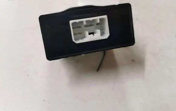 KIA Sorento Wing mirror control module 935713E000