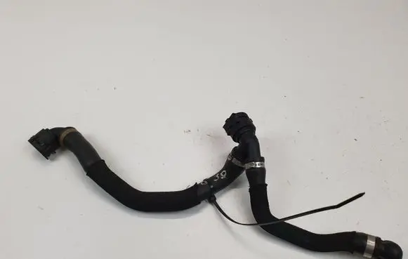 BMW 5 G30 G31 Engine coolant pipe/hose 6982171 8599527