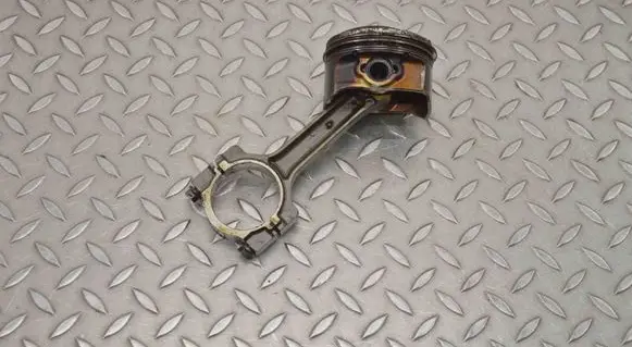 GMC Sierra 1000 Piston 