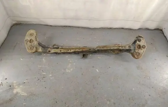 Volkswagen Golf II Bottom radiator support slam panel 191199171C