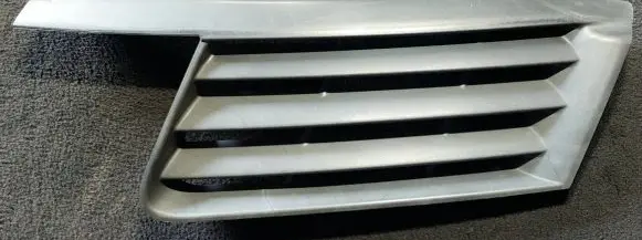 Renault Espace IV Bonnet/hood grill 