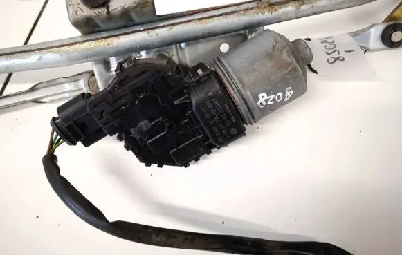 Skoda Superb B5 (3U) Wiper motor 3b1955113d 0390241528