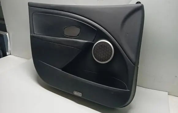Renault Fluence Front door card panel trim 809015879R