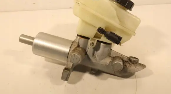 Mercedes-Benz CLS C219 Master brake cylinder 5655