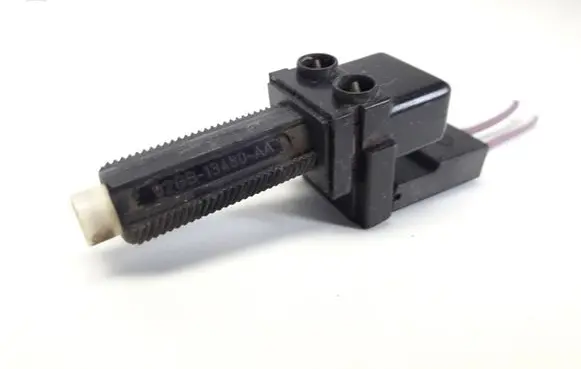 Ford Ka Brake pedal sensor switch 82GB13480AA