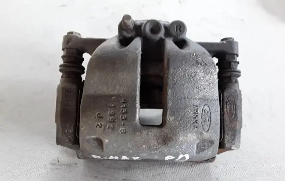 Ford B-MAX Front brake caliper 1858142