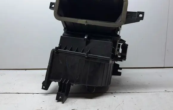 Honda CR-V Interior heater climate box assembly housing AV2727005080