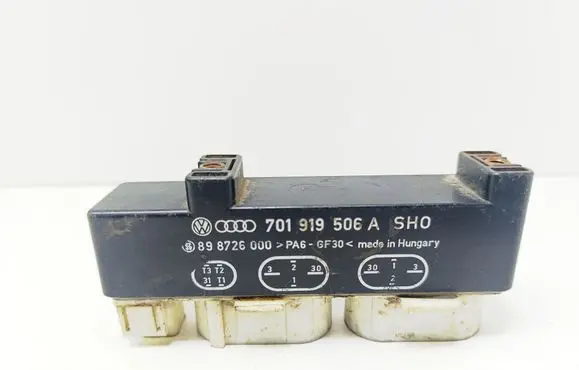 Coolant fan relay
