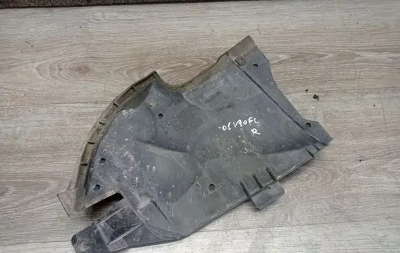 Volvo V70 Other under body part 30744318