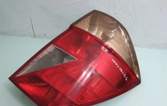 Honda FR-V Rear/tail lights