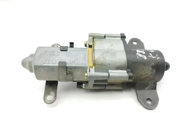 Chrysler Voyager Sliding door motor U10724H