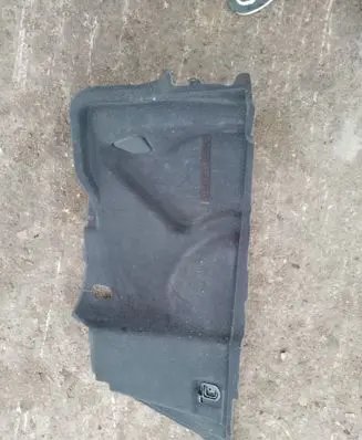 Toyota Avensis T270 Trunk/boot lower side trim panel 6471005022C1