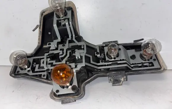 Volkswagen Touran I Tail light bulb cover holder 1T0945257