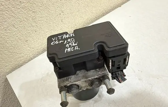 Suzuki Grand Vitara II ABS Pump 06210205794 64J0 64L0