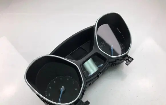 Ford Focus Speedometer (instrument cluster) BM5T10849AN