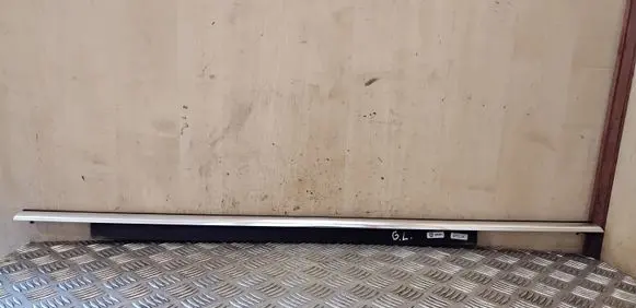 Audi A8 S8 D4 4H Door glass trim 4H0853763