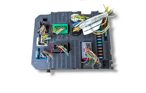 Peugeot Expert Comfort/convenience module 9663798380