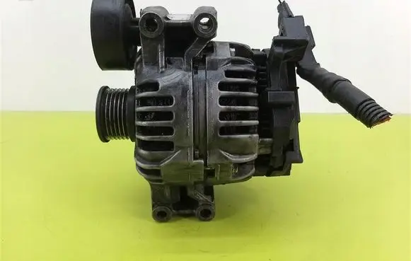 BMW 3 E46 Generator/alternator 0124325116