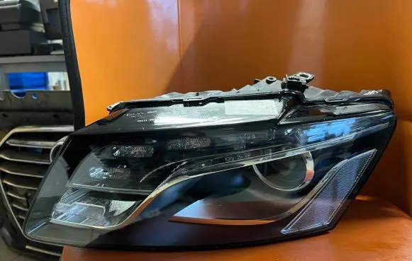Audi Q5 SQ5 Headlight/headlamp 8R0941003AF 8R5CA023094 1010017078