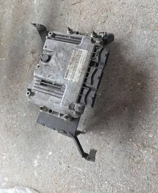 Renault Laguna II Engine control unit/module 0281011776