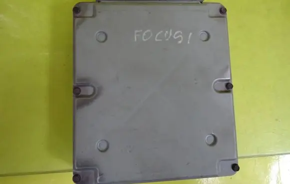 Ford Focus Engine control unit/module 98AB12A650DBC 98AB-12A650-DBC