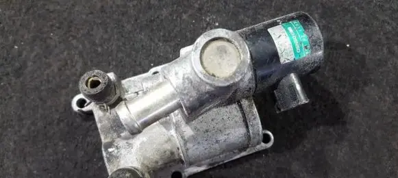 Mazda Xedos 6 Idle control valve (regulator) 1382005040 138200-5040