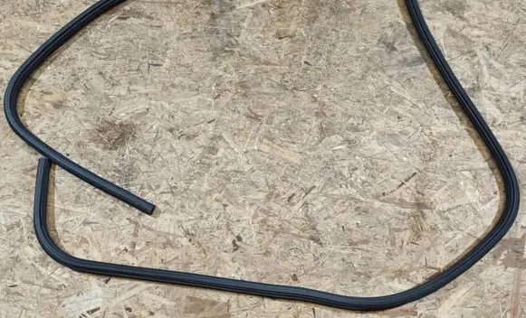 Ford F150 Rubber seal rear door 