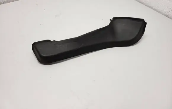 BMW X5 G05 (D) pillar trim (bottom) 19184810