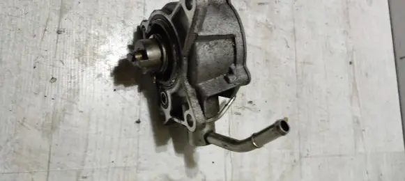 Mazda 3 III Vacuum pump S55018G00 100216 5015892
