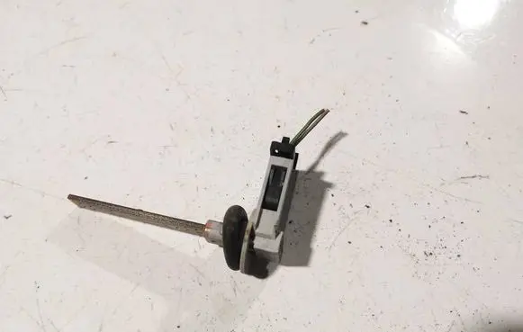 Skoda Fabia Mk1 (6Y) Interior temperature sensor 4b0820539