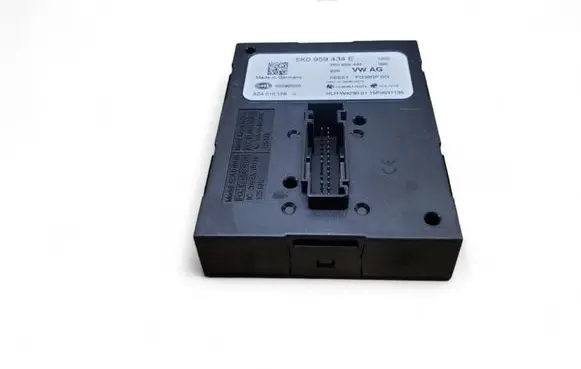 Audi Q3 8U Keyless (KESSY) go control unit/module 5K0959434E