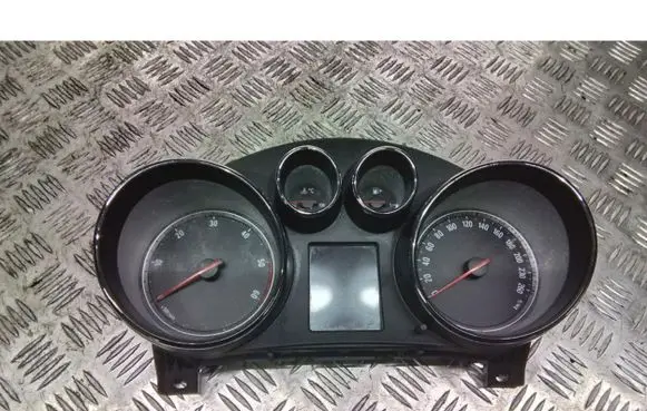 Opel Insignia A Speedometer (instrument cluster) 13333344
