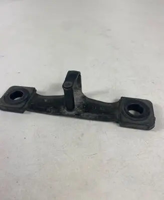 Seat Leon (5F) Loading door lock loop/hook striker 8V0827507D